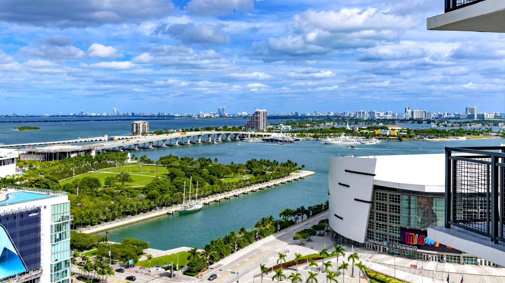 Experience The Perfect Miami Life!! Centrally Located Luxury Condo! Bagian luar foto